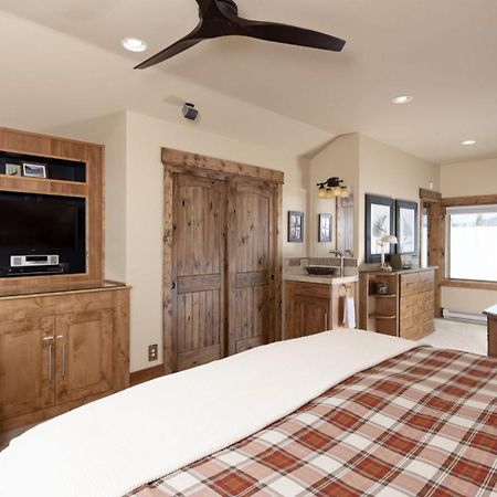 Cowboy Heaven Cabin 13 Bandit Big Sky Eksteriør bilde